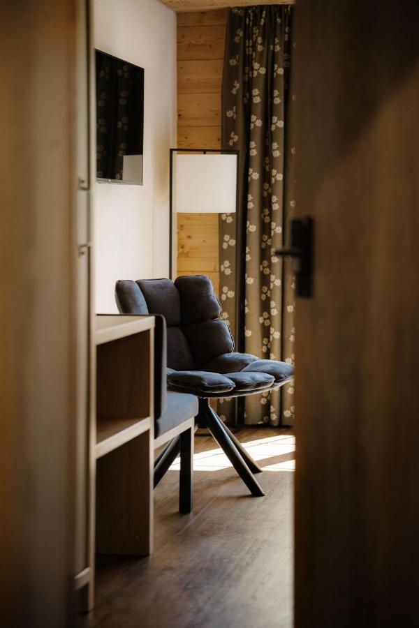 Bodehuettli Hotel อาเดลโบเดิน ภายนอก รูปภาพ