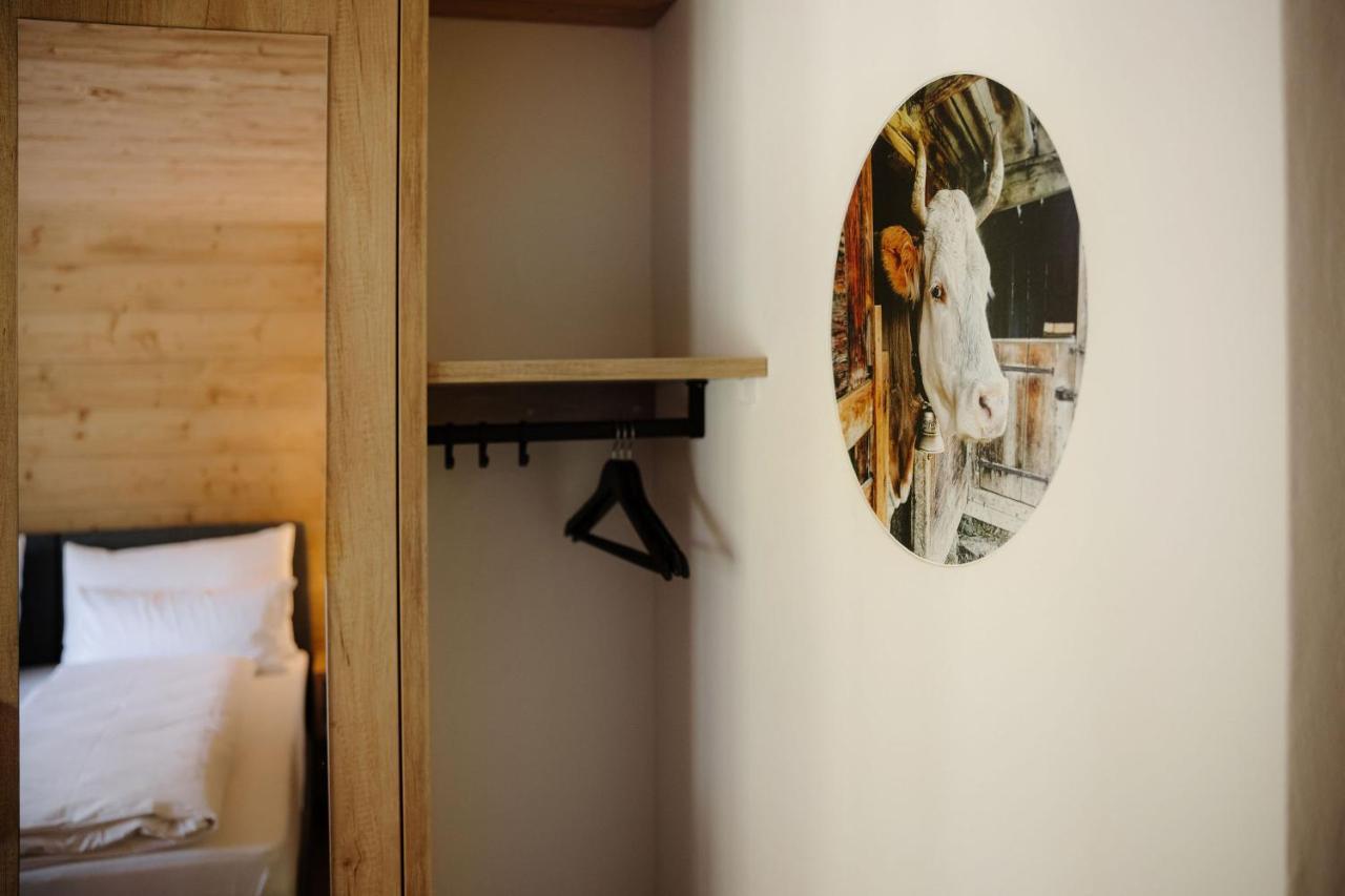 Bodehuettli Hotel อาเดลโบเดิน ภายนอก รูปภาพ